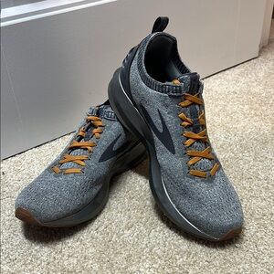 Men's Brooks Levitate 2 Running Shoes